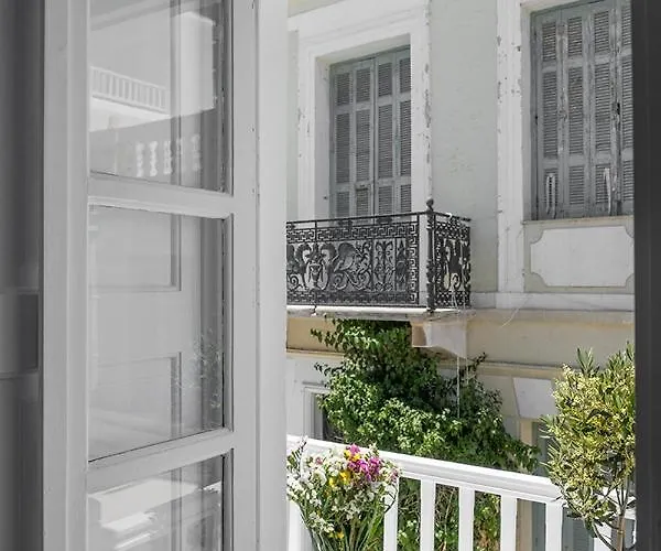 Mykonos Be Chic Luxury Mansion